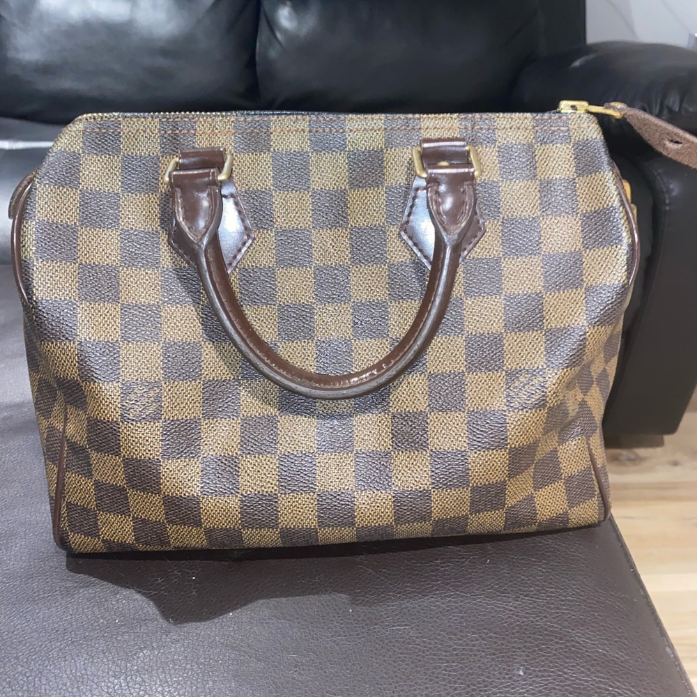 ‼️SOLD‼️ Authentic LV Speedy 25